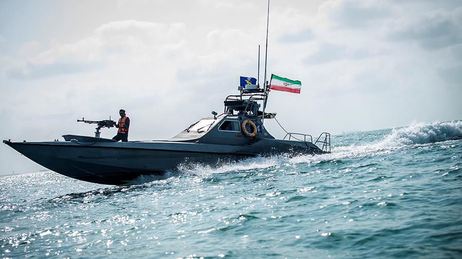 Иран нанес ракетный удар по израильскому судну