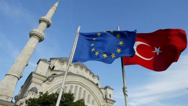 Саммит ЕС постановил активизировать сотрудничество с Турцией
