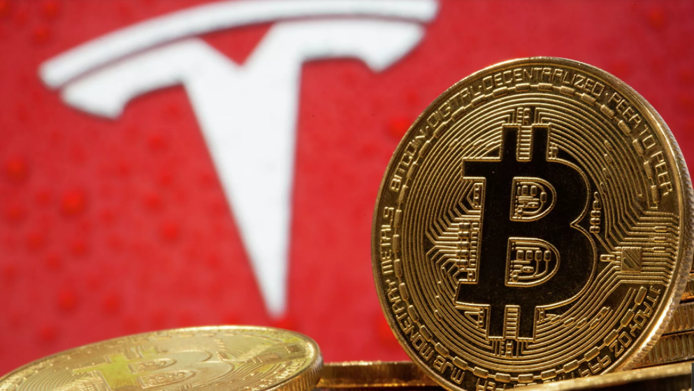 Стоимость биткоина впервые превысила 60 тысяч долларов