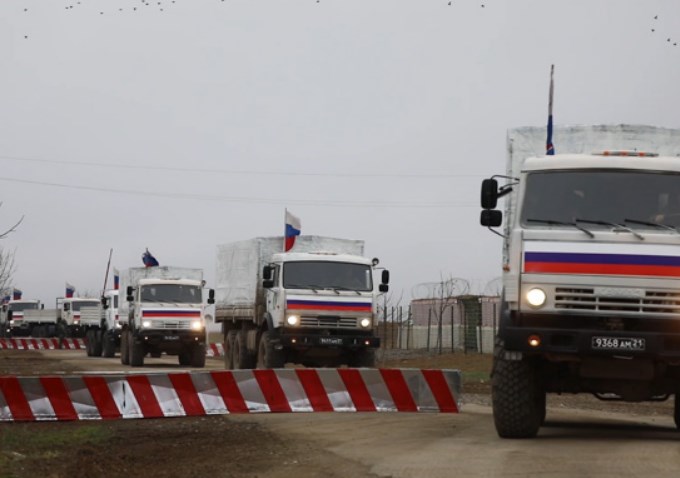 Российские миротворцы снова сопроводили колонну со стройматериалами в Кельбаджарский район