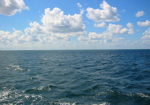 Взрыв на корабле КСИР в Красном море