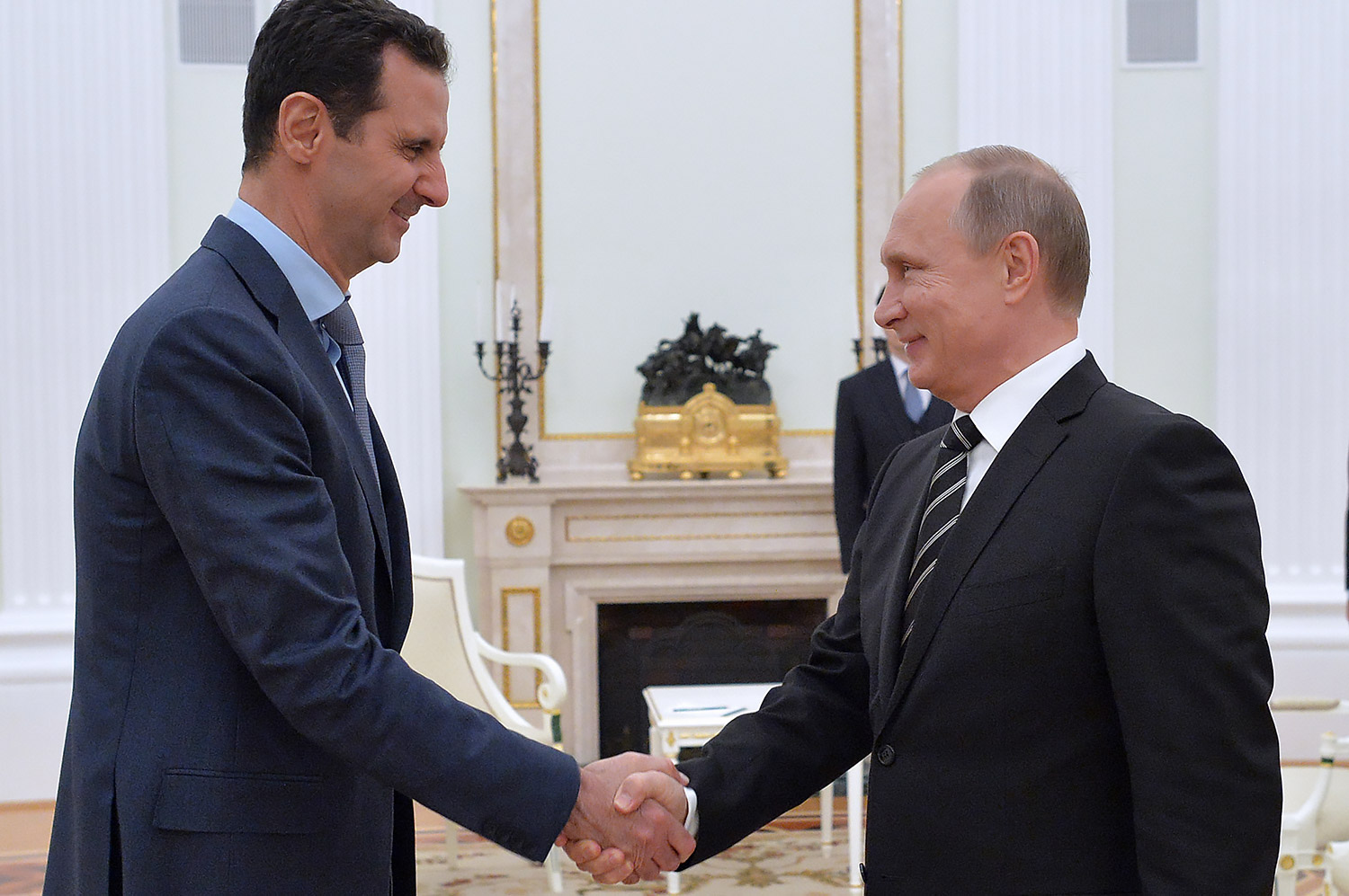 Асад поздравил Путина с Днем Победы