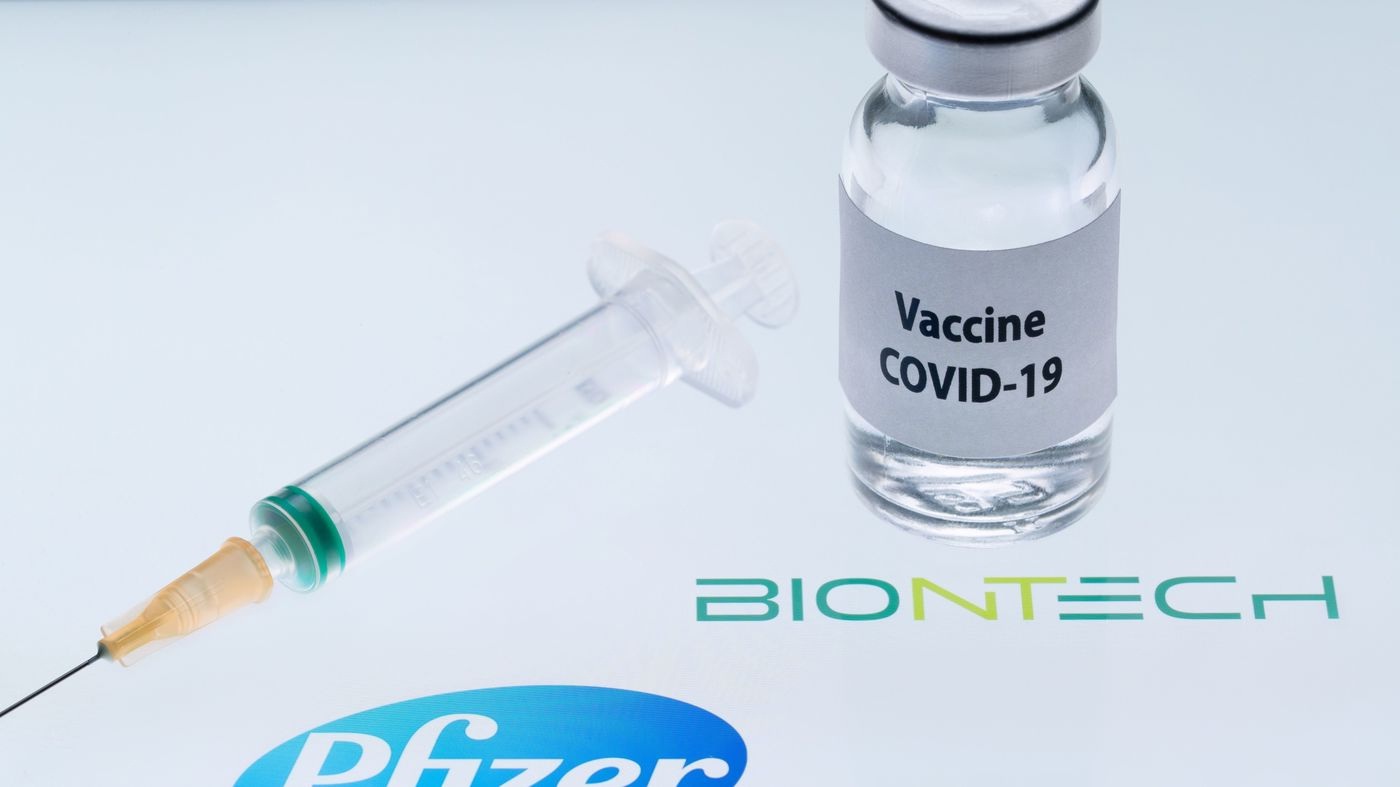 В Британии одобрили применение вакцины Pfizer среди подростков 12-15 лет
