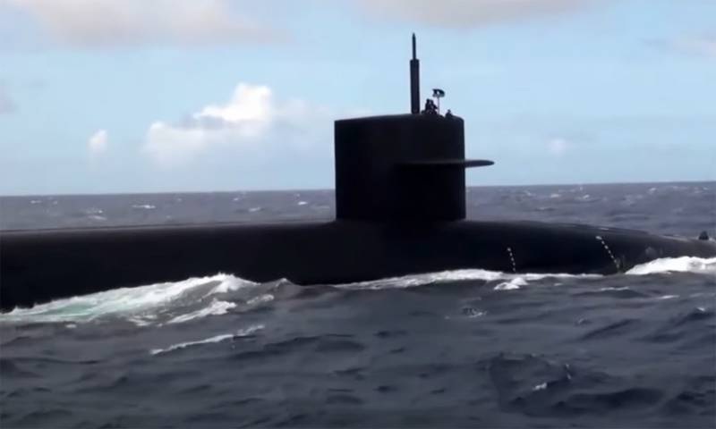 СМИ: Иранские катеры пытались окружить американскую субмарину вблизи Ормузского пролива