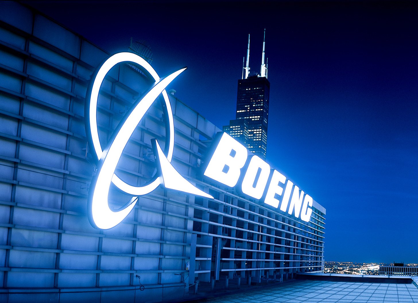 Корпорация Boeing направит сотни тысяч на устранение последствий наводнения в Германии