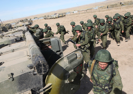 Российские военные в Таджикистане получили новейшее оружие