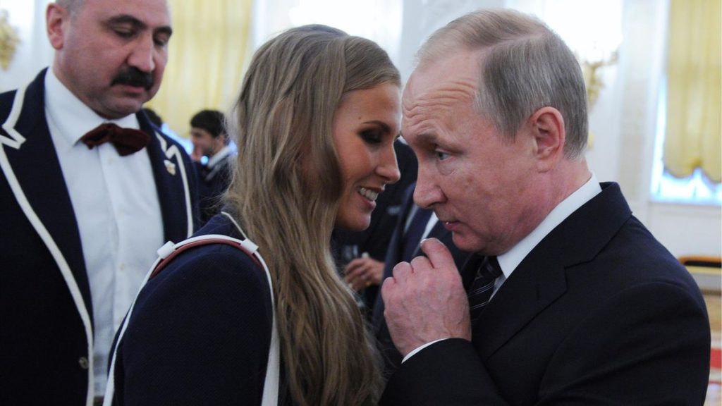 Олимпийская чемпионка: У Путина очень нежная кожа