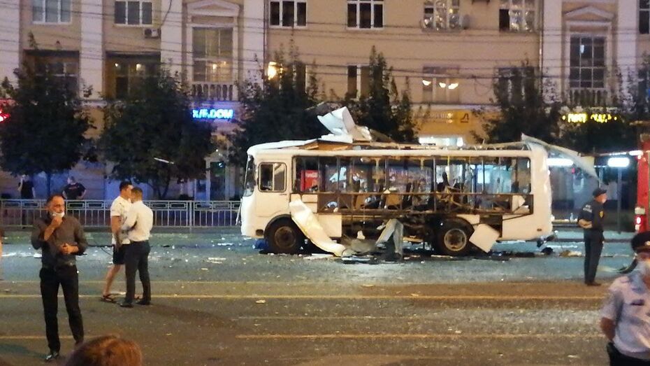 Количество получивших ранения при взрыве в автобусе в Воронеже достигло 22