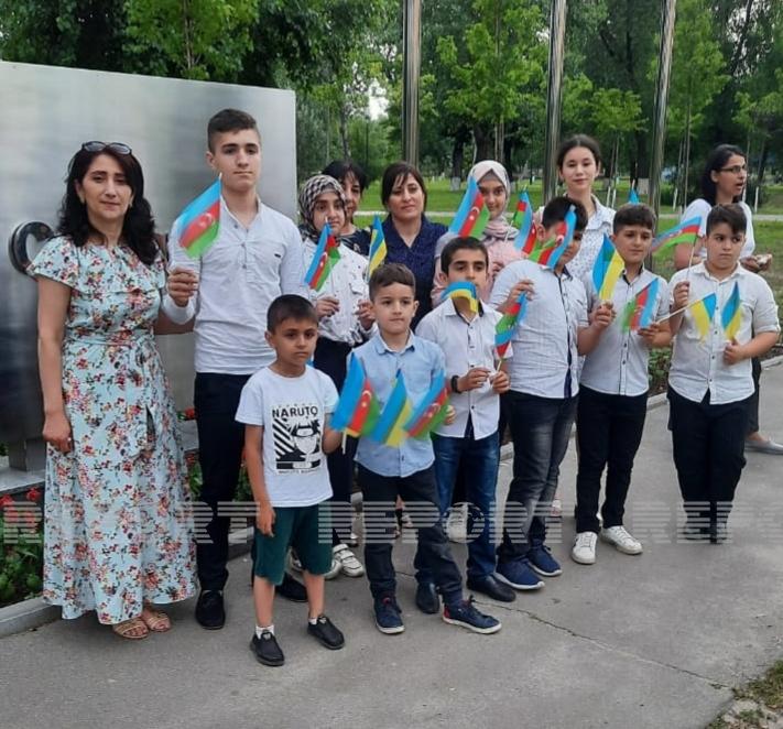 В Харькове открыли стелу памяти Героя Советского Союза Сафарова