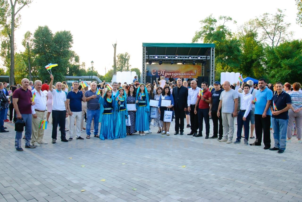 В Харькове открыли стелу памяти Героя Советского Союза Сафарова