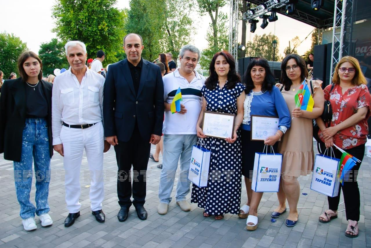 В Харькове открыли стелу памяти Героя Советского Союза Сафарова