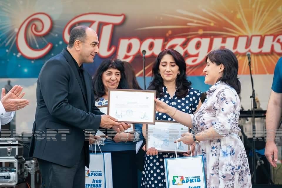 В Харькове открыли стелу памяти Героя Советского Союза Сафарова