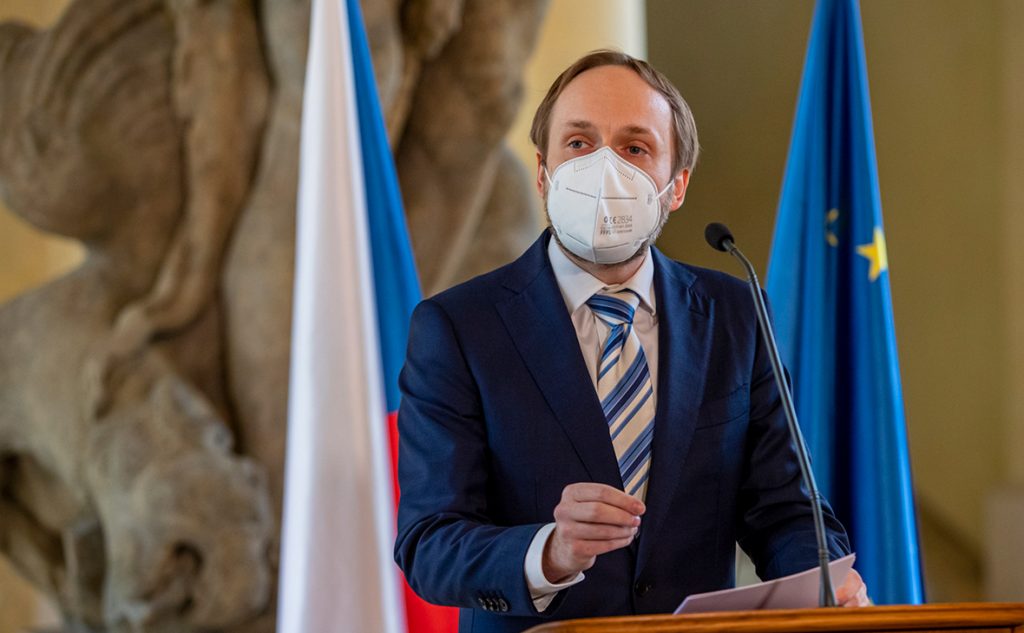 Глава МИД Чехии заявил о необходимости сохранения экономических отношений с Россией