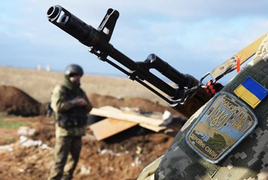 Пророссийские сепаратисты обстреляли позиции украинской армии: много раненых