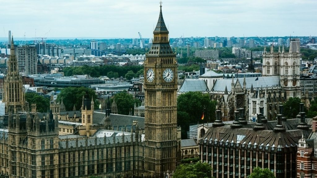 Великобритания ввела новые санкции против Беларуси