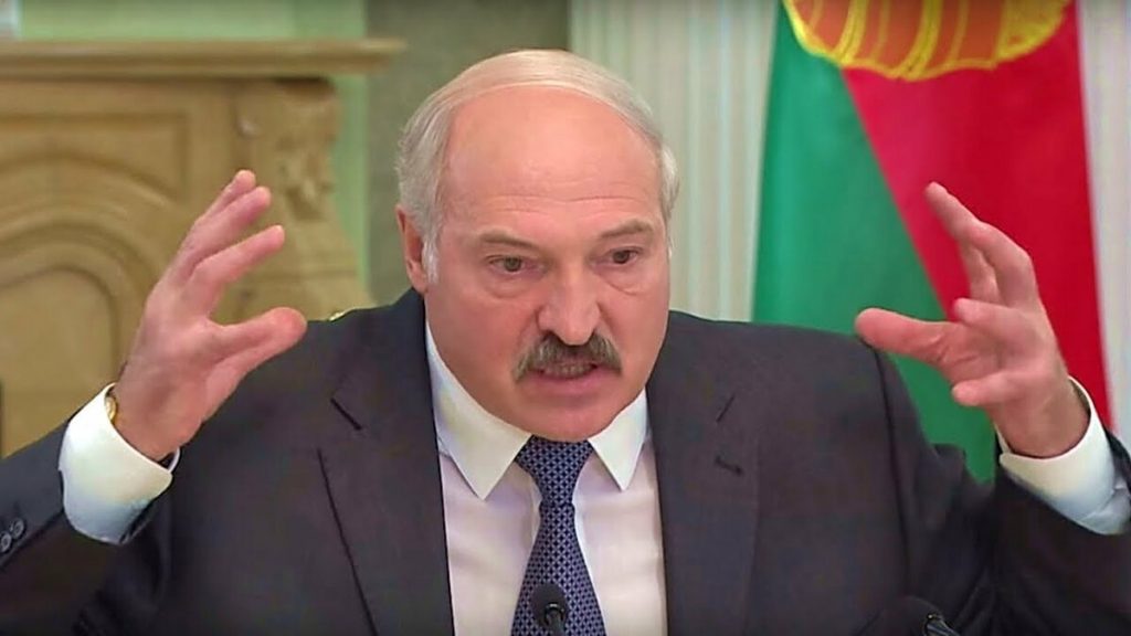 Лукашенко пообещал разместить в Беларуси «всю российскую армию»