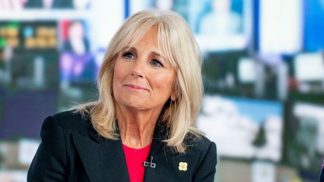 Жена Байдена продолжит преподавать