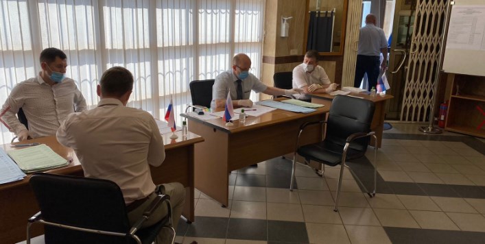 В Азербайджане проводится голосование на выборах в Госдуму