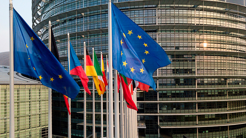 Европарламент ратует за пересмотр отношений ЕС с Россией