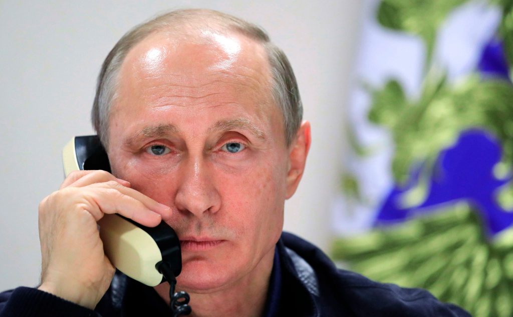 Путин признался в том, что у него нет мобильного телефона