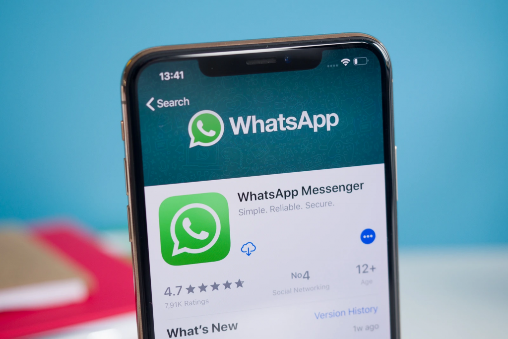 WhatsApp для iPhone получит функцию преобразования голосовых сообщений в текст