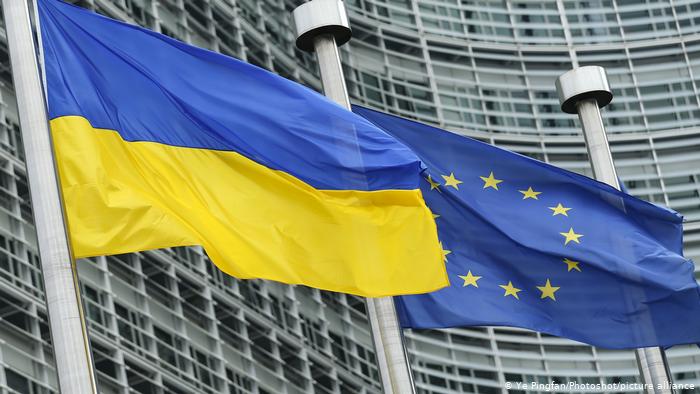 ЕС может основать в Украине военную учебную миссию