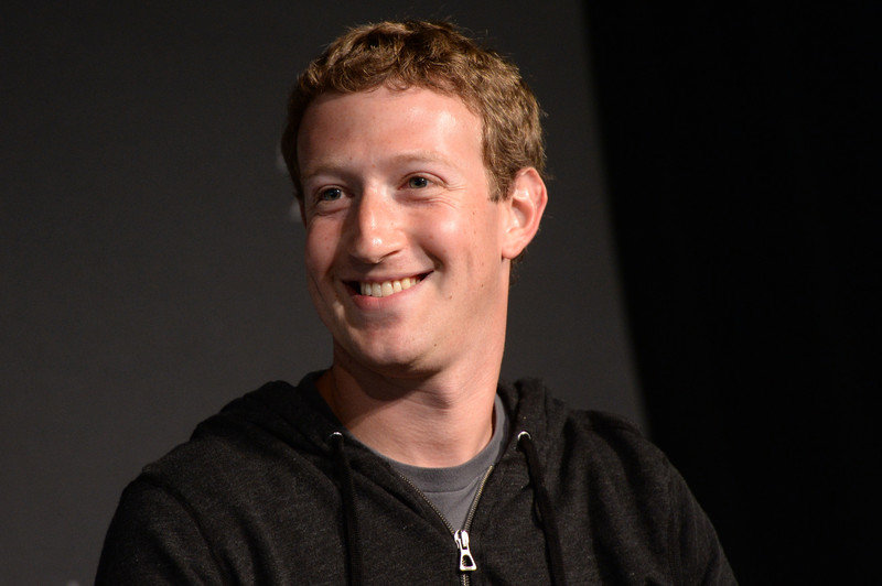 Time поместил на обложку Цукерберга с надписью «Удалить Facebook?»