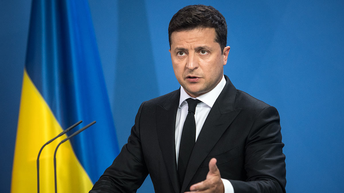 Зеленский: Президентскую республику я не собираюсь делать