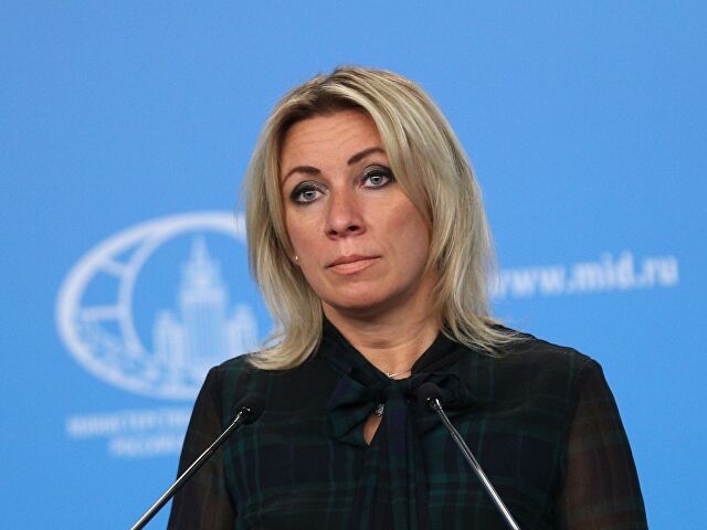 Захарова призналась, что тоже плачет