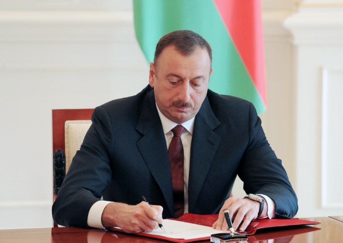 Президент Ильхам Алиев соболезнует турецкому коллеге