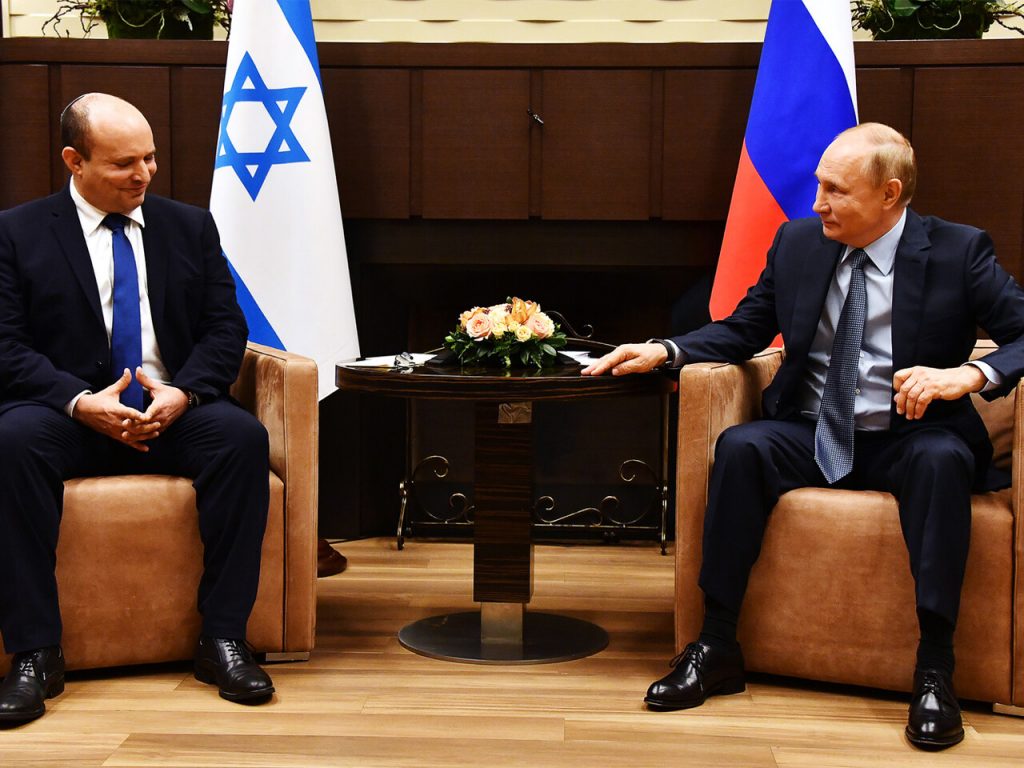 Израиль раскрыл тайну загадочного пакета со встречи с Путиным