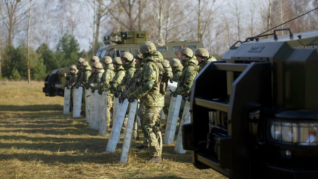 Украина начала спецоперацию на границе с Беларусью из-за мигрантов
