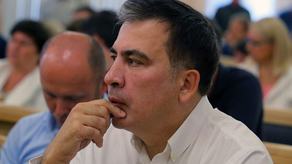 Саакашвили ест каши и пьёт соки, заявил глава грузинского Минюста