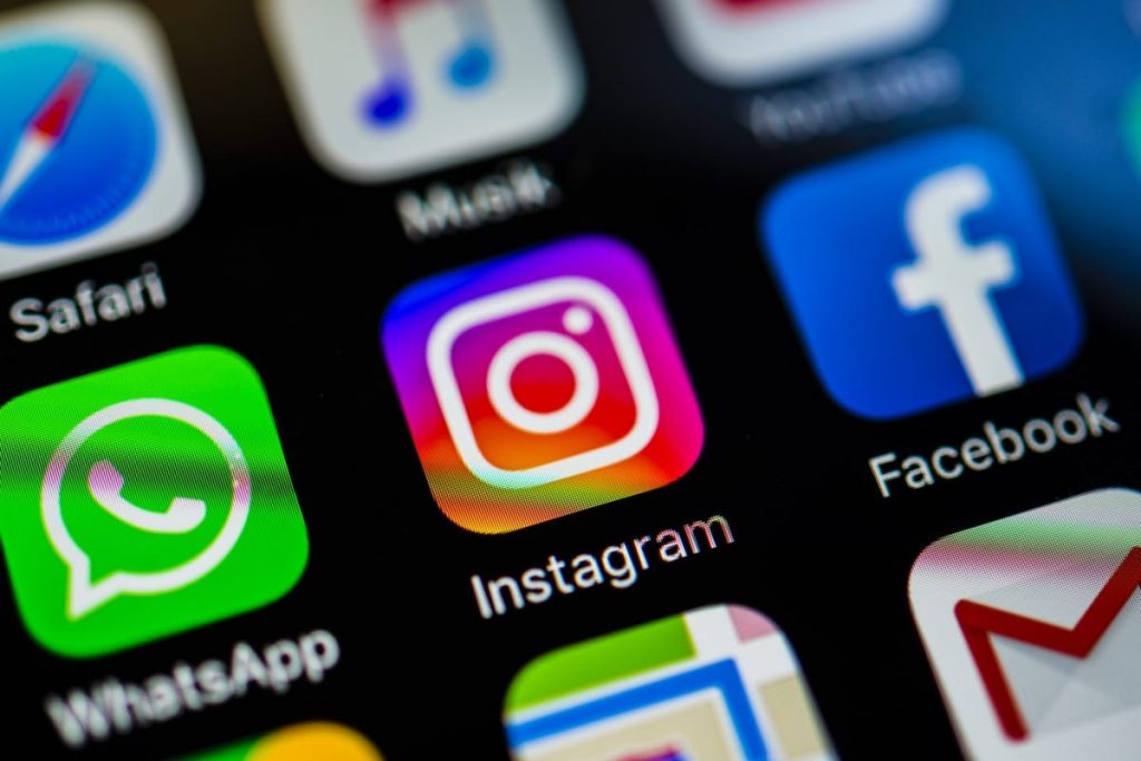 Facebook, Instagram и WhatsApp работают с перебоями