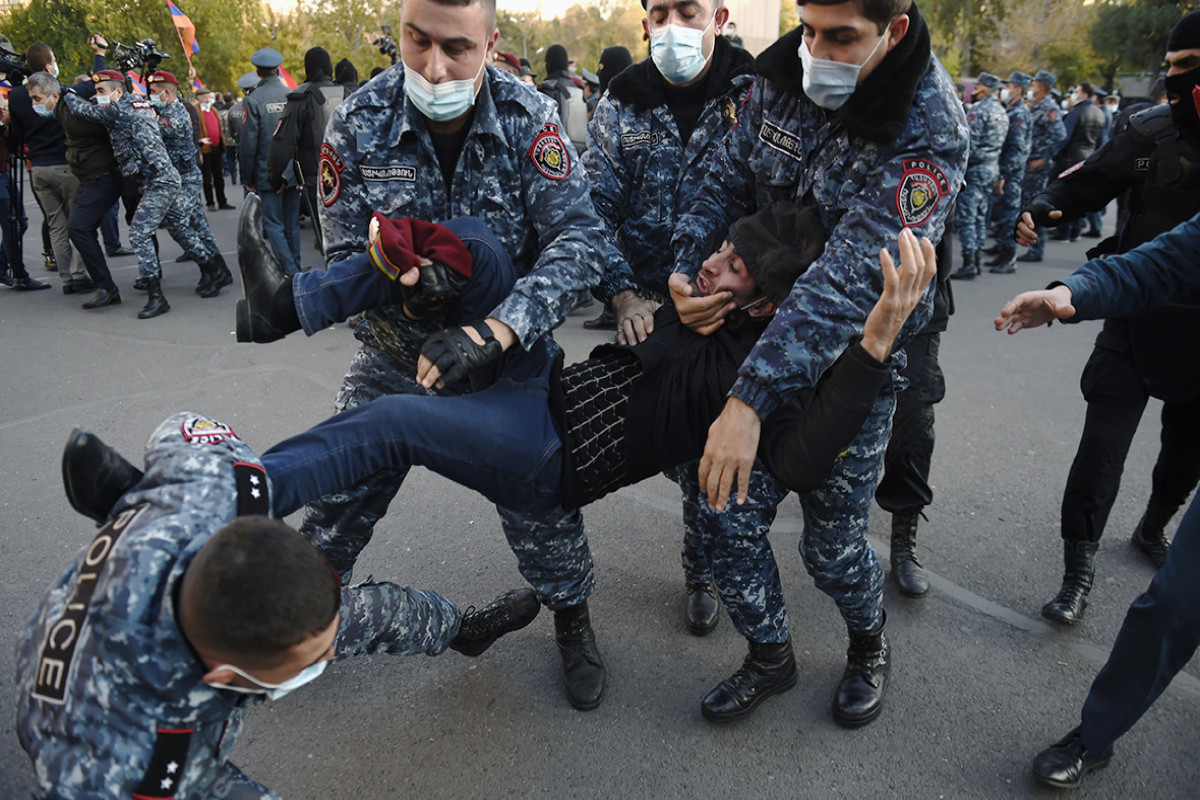 В Ереване протестуют против делимитации и демаркации границ: задержано 18 человек