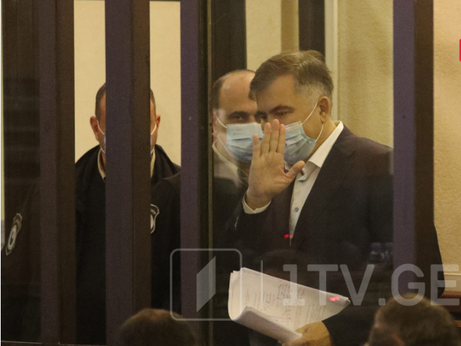 Саакашвили на суде заявил, что не признает обвинение прокуратуры и грузинское правосудие