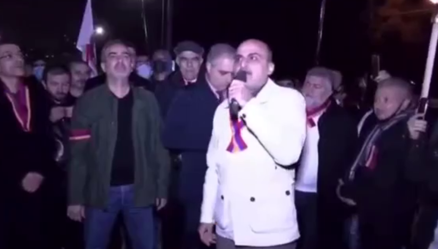 «Прощай, немытая Россия»: армянские националисты озвучили антироссийские лозунги