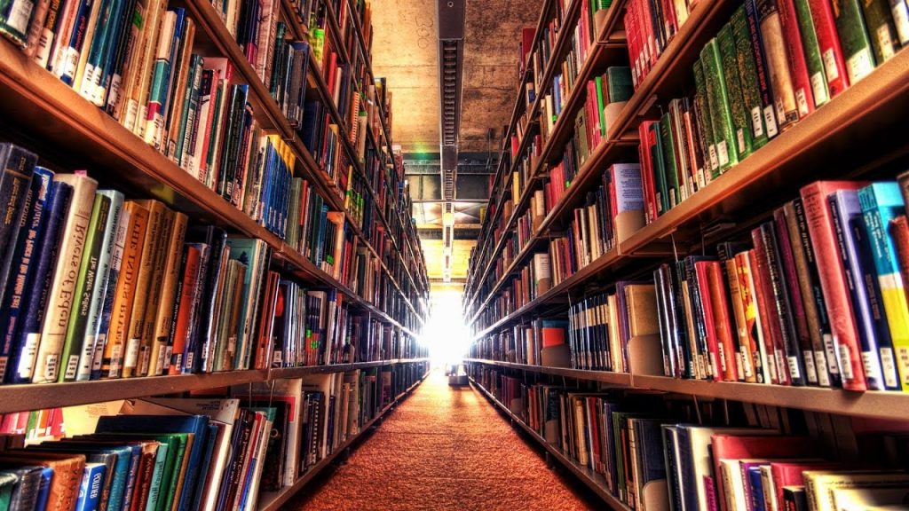 В Азербайджане импорт и продажу книг и учебников хотят освободить от НДС
