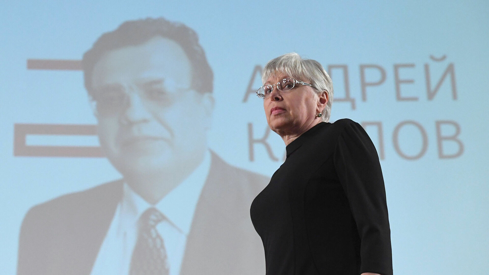 Вдова Карлова поведала о покойном