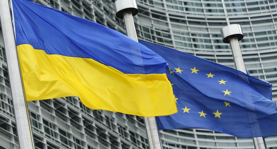 Глава МИД Украины обсудил с Боррелем ситуацию с безопасностью