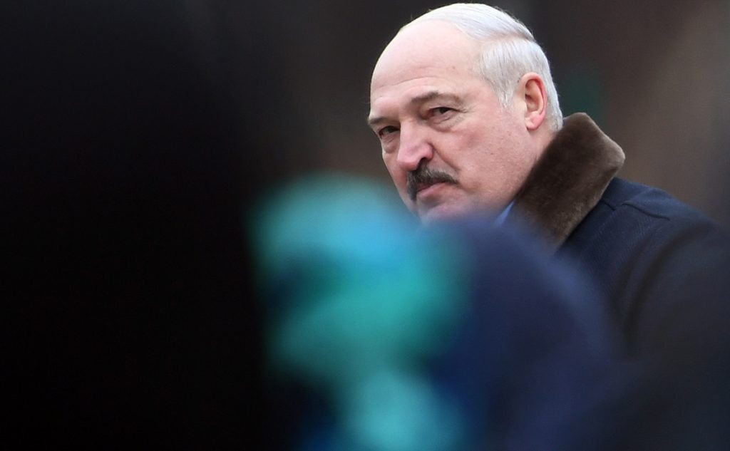 Лукашенко допустил рост численности армии Беларуси