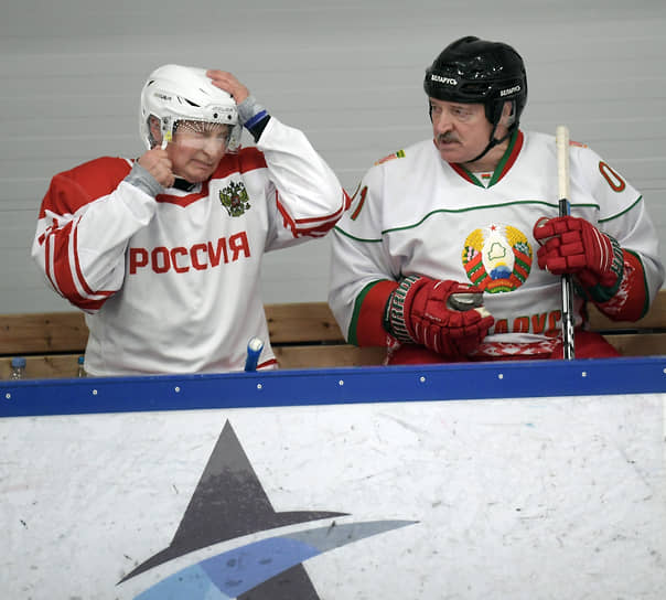 Главы России и Беларуси сыграли со звездами хоккея