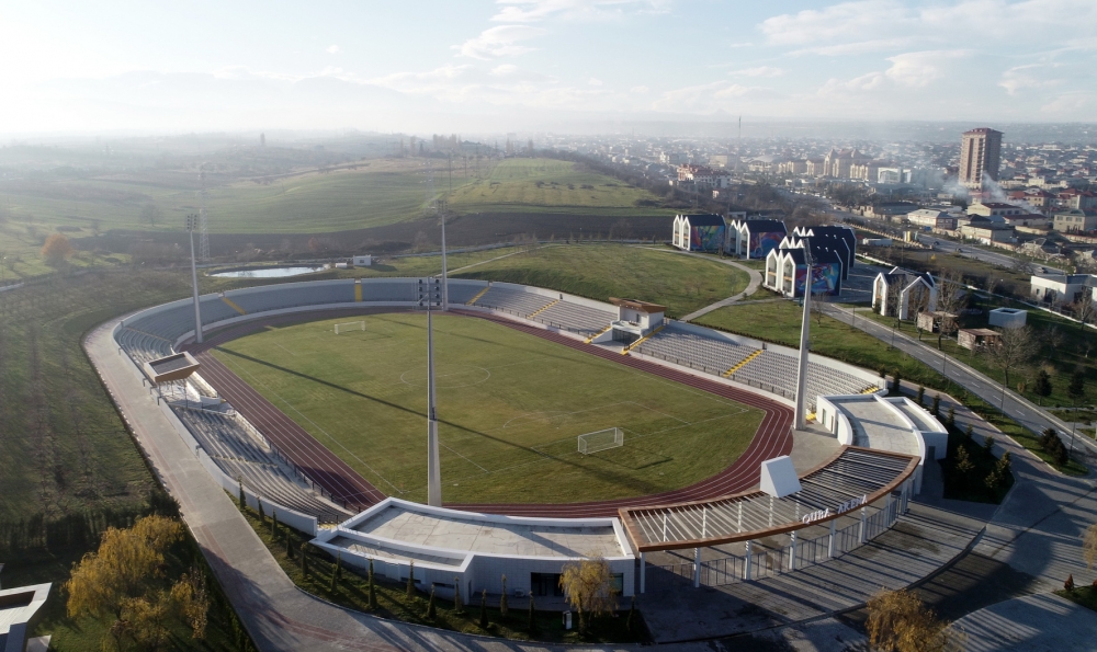 Алиевы осмотрели Губинский олимпийский спорткомплекс