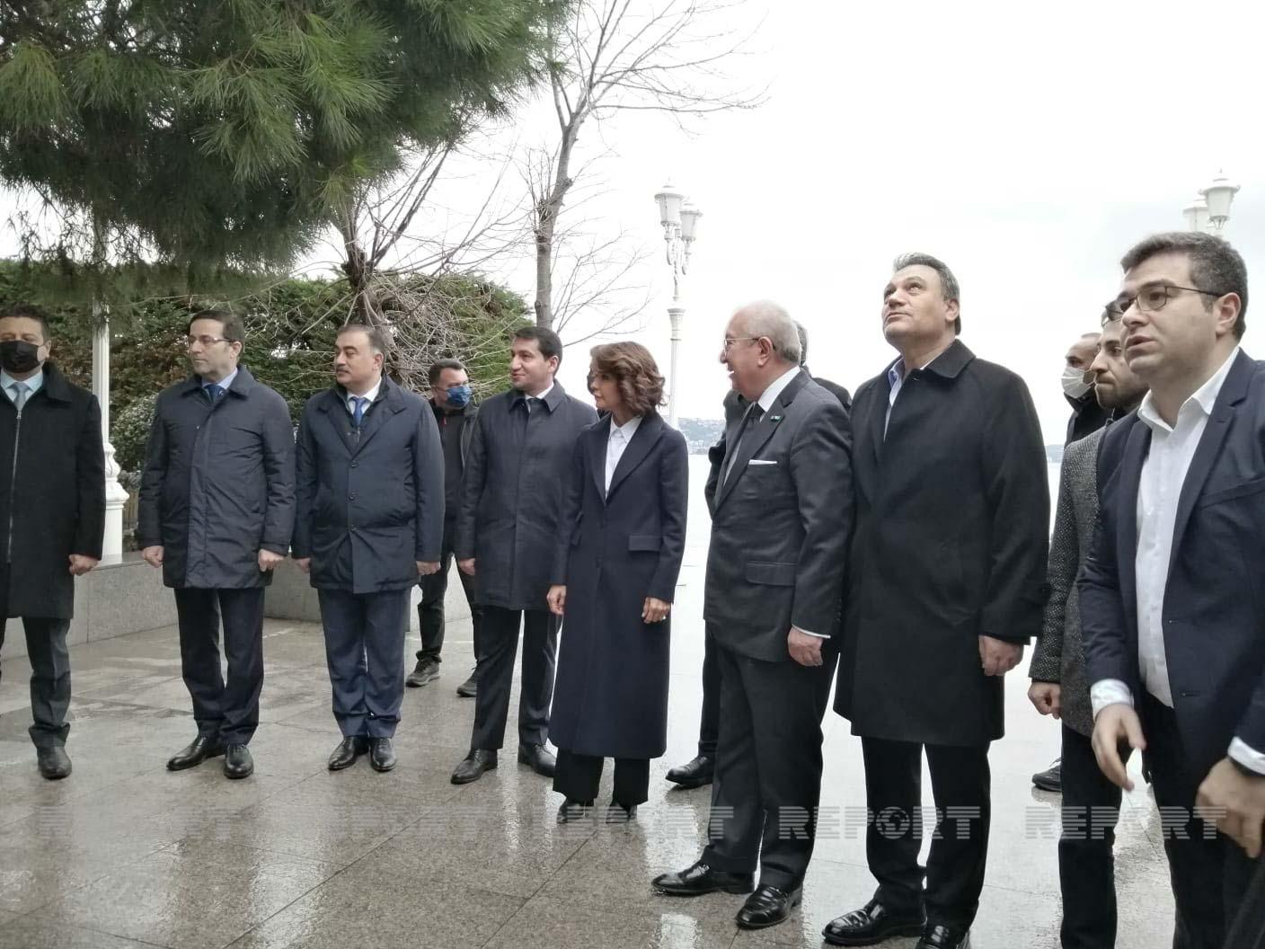 В Стамбуле прошла акция памяти Гейдара Алиева