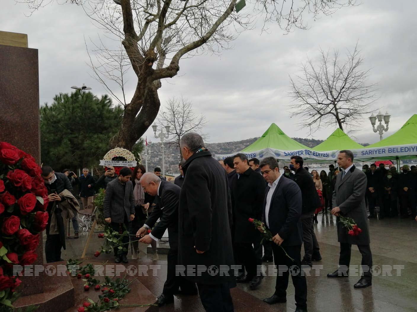 В Стамбуле прошла акция памяти Гейдара Алиева