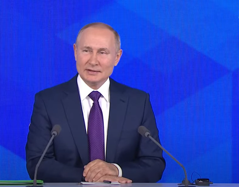 Путин проводит Большую пресс-конференцию