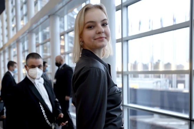 Дочери Навального вручили присуждённую отцу премию Сахарова