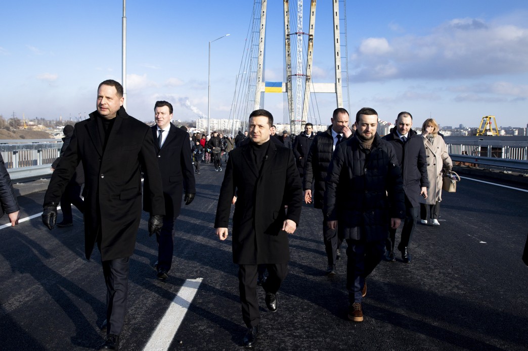 Зеленский открыл построенный турецкой компанией мост в Украине
