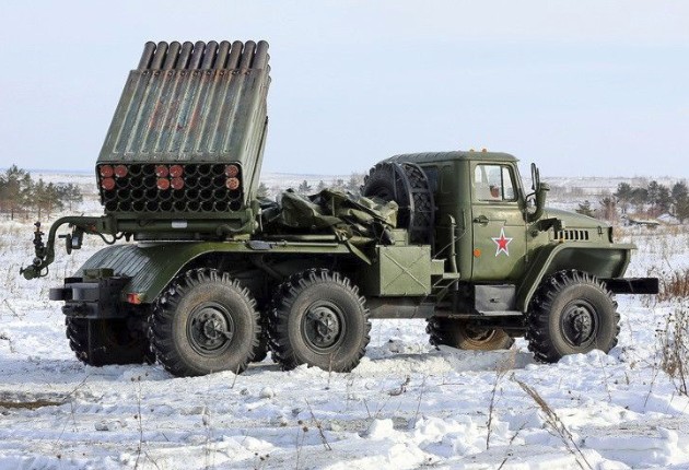 Россия перекинет на границу с Украиной РСЗО «Торнадо-Г»