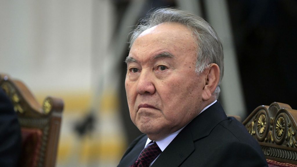 Еще один родственник Назарбаева потерял высокую должность